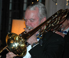 Mike plays a solo