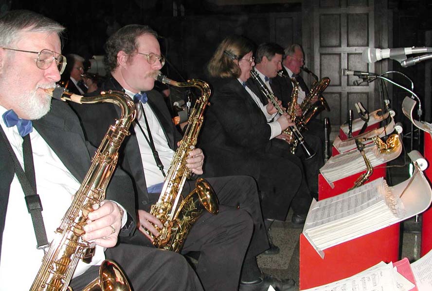 Two tenors, clarinet, alto, and baritone saxes