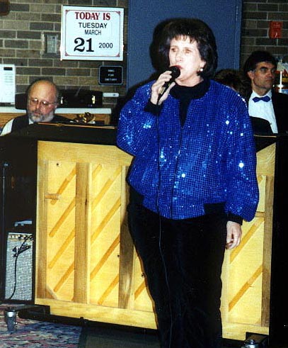 Click to look past Karen at the rhythm section .  That picture is 44K.